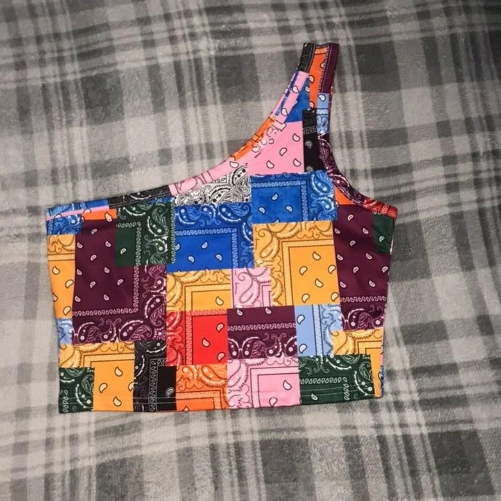 One shoulder bandana